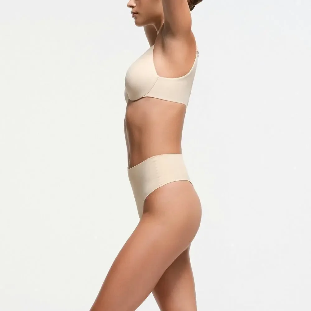 SKIMS Smoothing Intimates Lightly Lined FULL COVERAGE BRA Size 40D In SAND NWT - Picture 2 of 5